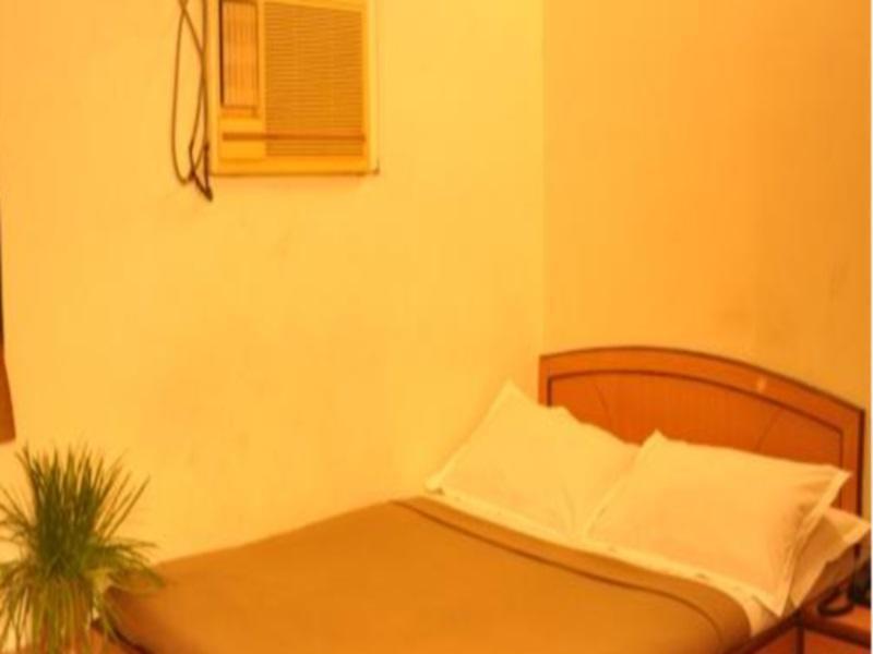 Hira Palace Hotel มุมไบ ภายนอก รูปภาพ
